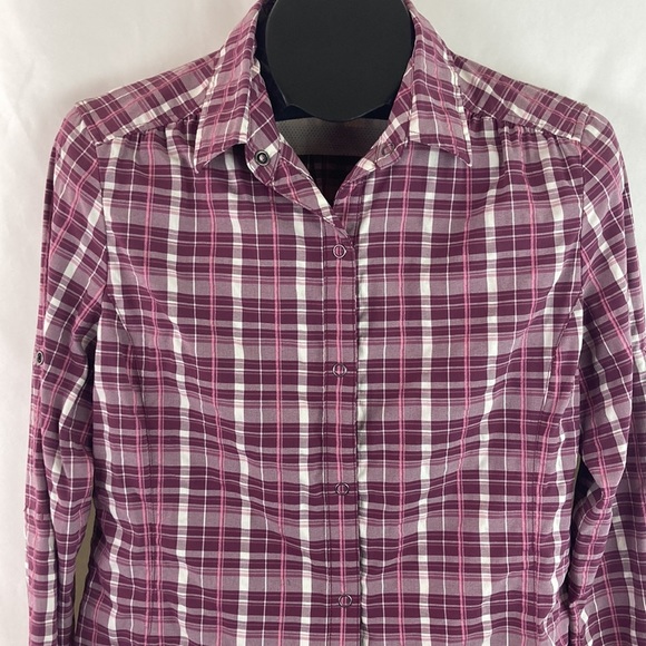 REI Outdoor Quick Drying Snap-Up Shirt with Hidden Zipper Pocket - Picture 6 of 11